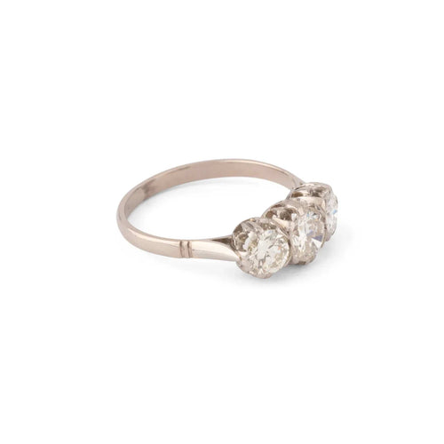 Bague 52 Bague trilogie en platine et 3 diamants taille ancienne 58 Facettes 1