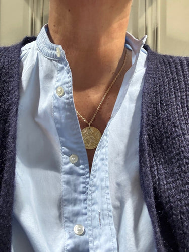 Collier Collier médaille symbolique de l'amour et de la réussite en or jaune 18 carats 58 Facettes Collier