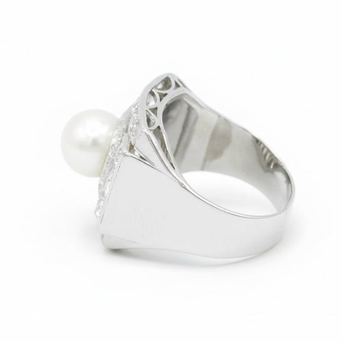 Bague 56 Art Déco - Bague en platine, perle de culture et diamants 58 Facettes 1.0001229
