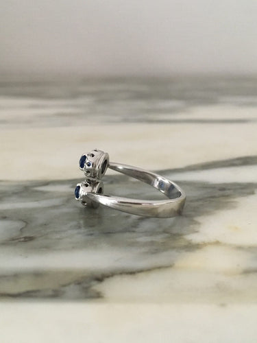 Bague 54 Bague Toi & Moi en or blanc 18K, saphirs et diamants 58 Facettes 263