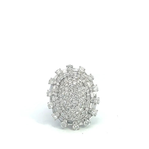 Bague 53 Bague cocktail en or blanc 18 carats et diamants 58 Facettes UN0131