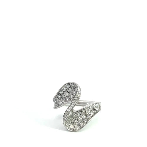 Bague 54 Bague cygne en or blanc 14 carats et pavé de diamants 58 Facettes UN0142