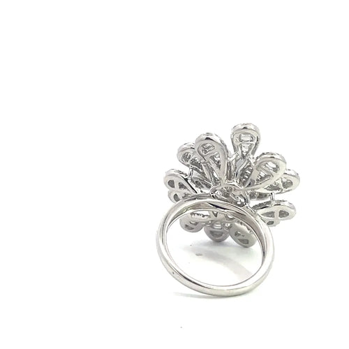 Bague 54 Bague florale en or blanc 14K et diamants 58 Facettes UN0140