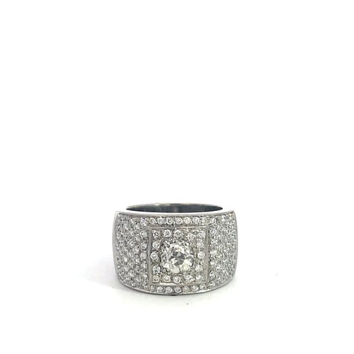 Bague 53 Bague en or blanc et diamants 58 Facettes UN0146