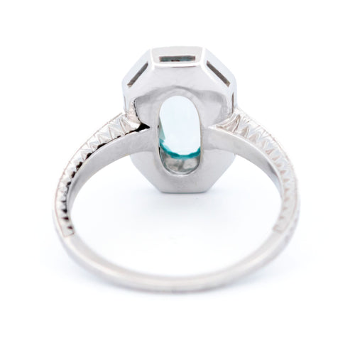 Bague 56 Bague ovale en or blanc 14k, topaze bleu clair et diamants 58 Facettes FE704B3808624DA49BC628A4D49E4FDD