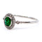 Bague 56 Bague halo en platine, émeraude et diamants 58 Facettes 1ABADEF2AAFD43DBBBC49BB228DF3B6B