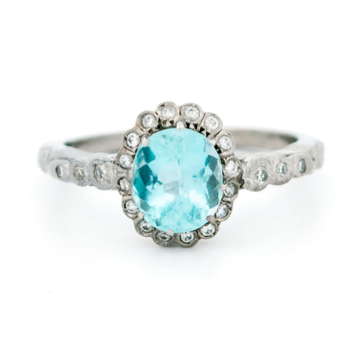 Bague 56 Bague grappe en or blanc 18k, aigue-marine et diamants 58 Facettes 4CF5A3EF80FE4371939D740331CAD91B