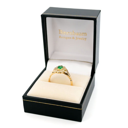 Bague 57 Bague entourage en or jaune 14k, émeraude et diamants taille ancienne 58 Facettes 8F664A17DBBA4FF58924C54857B241EA