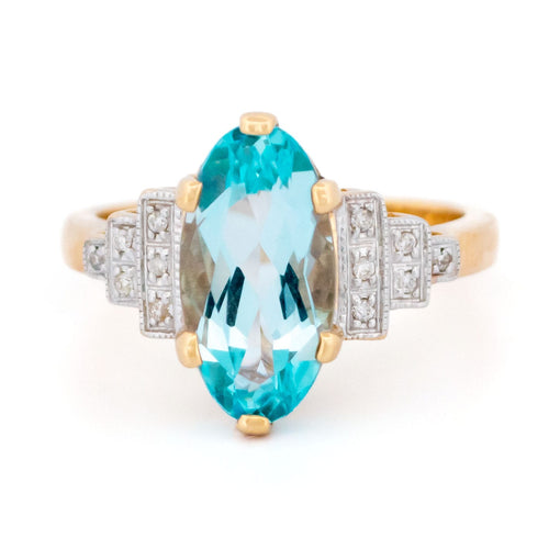 Bague 54 Bague en or jaune et blanc 14k, topaze bleu clair et diamants 58 Facettes 13F66C689D7D405092B7BF43BE6B2C3D