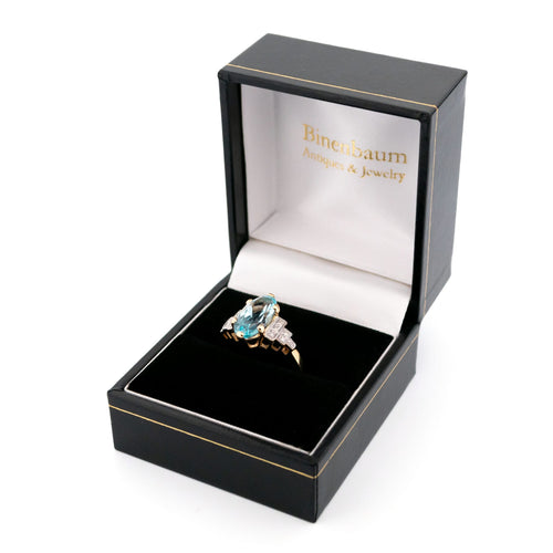 Bague 54 Bague en or jaune et blanc 14k, topaze bleu clair et diamants 58 Facettes 13F66C689D7D405092B7BF43BE6B2C3D