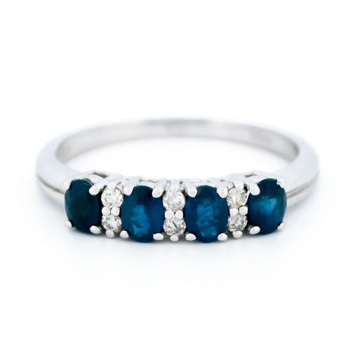 Bague 53 Bague en or blanc 14k, saphirs et diamants 58 Facettes A28D8A9A0CDA40E7836CD5CECD0B9E96