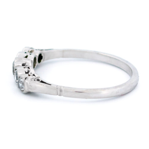 Bague 52 Bague Art déco en platine et diamants taille ancienne 58 Facettes 8D29C316746B4EEB8417BC502D3A01B7