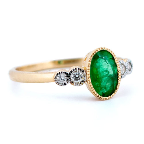 Bague 55 Bague ovale en or jaune et blanc 14k, émeraude et diamants 58 Facettes 6AD423B602614F4FBB6869161E8F51A9