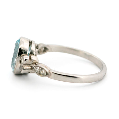 Bague 54 Bague solitaire en platine, aigue-marine et diamants 58 Facettes A626543C721146D8822FF87C40BE5CE1