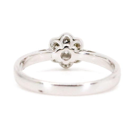 Bague 52.5 Bague en or 18k ornée de diamants taille brillant 58 Facettes BA5BC8ADBC5344D3850C48BDAB2839C9