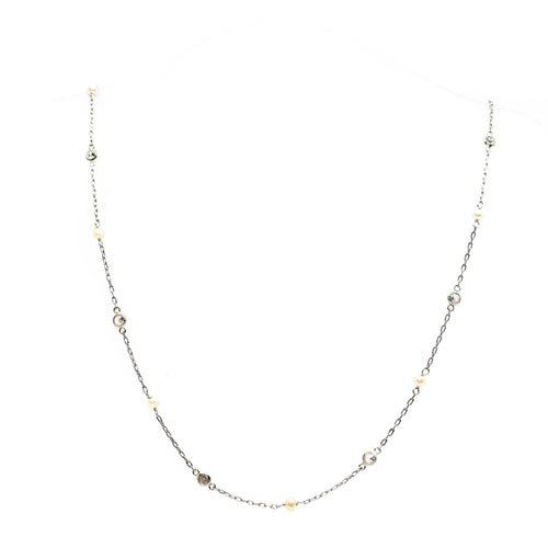 Collier Collier station en platine, perle d’Orient et diamant taille ancienne 58 Facettes F7080A7A8EFE4485A57B64D9592D7165