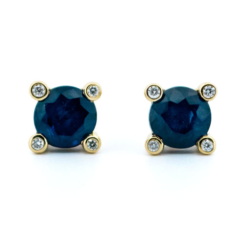 Boucles d'oreilles Boucles d’oreilles quatre-feuilles en or 14k, saphirs et diamants 58 Facettes 9D46F9C4CB7F4F3A9BFB34BB88DE2DF8