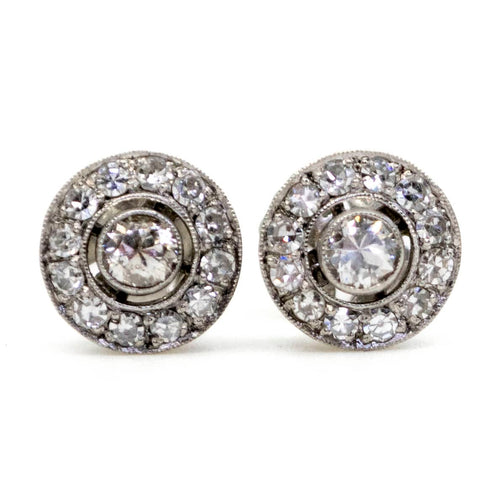 Boucles d'oreilles Boucles d’oreilles en platine avec diamants taille ancienne 58 Facettes 6CE5BA28FD2842A4ADCCA197B267FC67