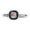Bague 54 Bague halo en platine, diamant taille coussin et saphirs 58 Facettes 1D89DF207F7E4EA6B06AB48AC2F4A297