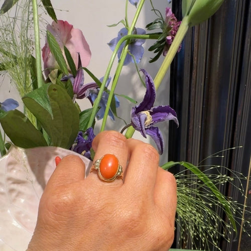 Bague 53 Bague solitaire en corail de 3,22 ct et or jaune 14k 58 Facettes 38D8D27590FC4A1BB9172032481198B3