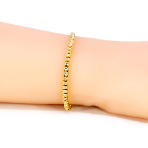 Bracelet Bracelet tennis en or jaune 14k et diamants taille brillant 58 Facettes 45964C757F274A2BB345503E0DDFDCA5