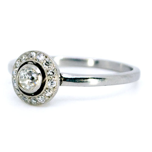 Bague 54 Bague halo en platine et diamants 58 Facettes F22F927C55B84450ABA6DDB751888584