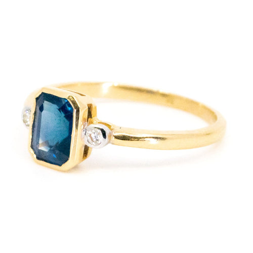 Bague 53 Bague en or jaune et blanc 14k avec saphir rectangulaire et diamants 58 Facettes E0E8AEDDE44548EE98E1FF1B6029D8D1