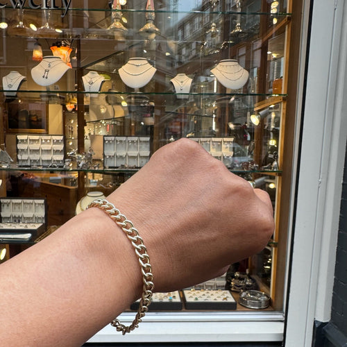 Bracelet Bracelet gourmette en or jaune 14k 58 Facettes 1C2130CDDEE74467979885F28753C49B