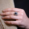 Bague 53 Bague dôme en platine saphir bleu naturel et diamants 58 Facettes