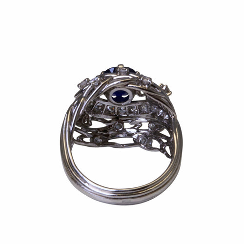 Bague 53 Bague dôme en platine saphir bleu naturel et diamants 58 Facettes