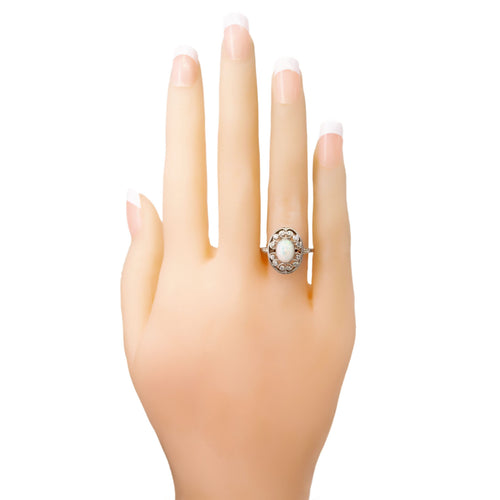 Bague 55 Bague ovale en platine, opale et diamants 58 Facettes 14D80DACA8CB47DF8F306575C7EFB4FC