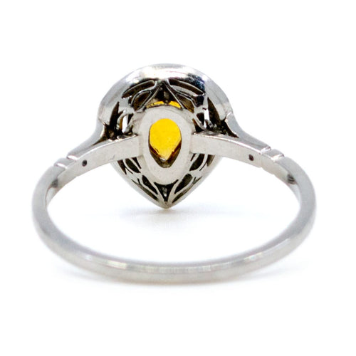 Bague 55 Bague entourage en platine, saphir jaune et diamants, inspiration Art déco 58 Facettes E275637443C84714A0A22DDAAB421B60