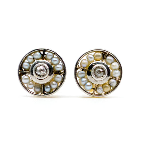 Boucles d'oreilles Boucles d’oreilles en grappe - Or 18k, diamants taille ancienne et perles de semence 58 Facettes 64A8BB51890E4B569B32B03E62D197B0