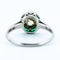 Bague 54 Bague halo en platine, émeraudes et diamants 58 Facettes 05BD5AD7D3304DC6B1AAC3B2841A7E82