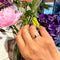 Bague 56 Bague trilogie en or jaune 14k, saphir ovale et diamants 58 Facettes 0BE2E0027AF249D8961C62CA7CE47B17