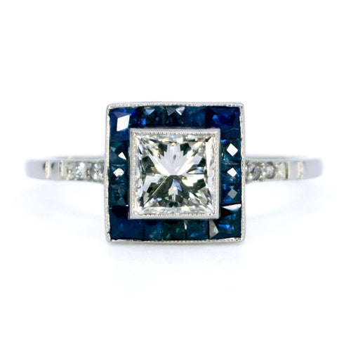 Bague 54 Bague carrée en platine avec diamant taille princesse et saphirs 58 Facettes A52D1E6B2BA848FCB2519AA2A63CA801