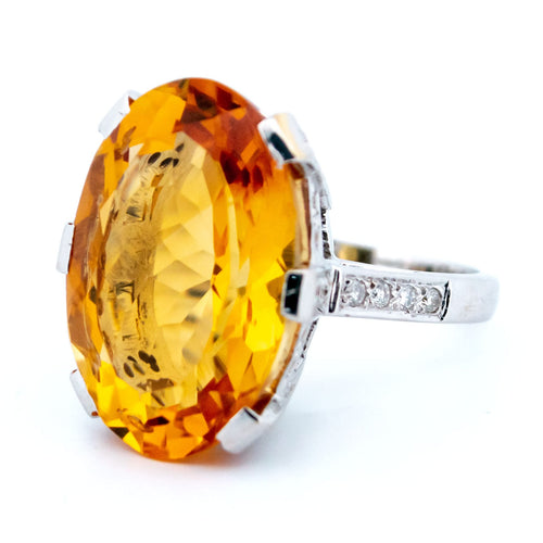 Bague 54 Bague cocktail vintage en or blanc 14k, citrine et diamants 58 Facettes E5B94BA880134E49AFEDA9AEC920006B