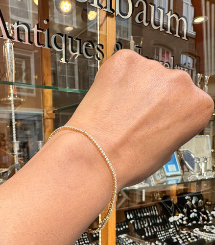 Bracelet Bracelet tennis en or jaune 14k avec diamants 58 Facettes DB20A047997948F5A4EDC65C6B9D403C