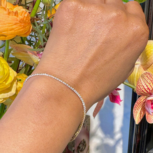 Bracelet Bracelet tennis en or jaune 14k avec diamants 58 Facettes DB20A047997948F5A4EDC65C6B9D403C