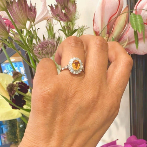 Bague 54 Bague Art déco en platine, saphir jaune et diamants taille simple 58 Facettes 00CFFD7AC3F8433FB997B9C97C256244