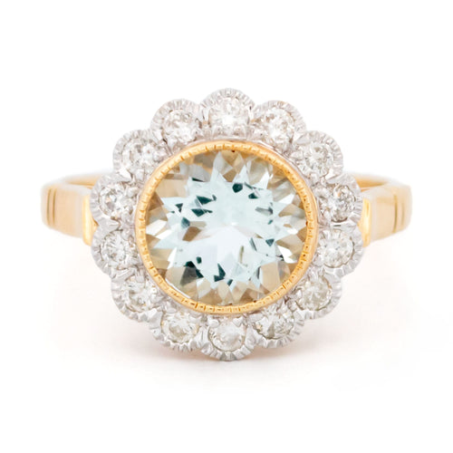 Bague 53 Bague en or jaune et blanc 14k, aigue-marine et diamants 58 Facettes 5F55EA1EF0754070A3605332A4EF245D