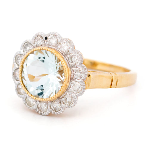 Bague 53 Bague en or jaune et blanc 14k, aigue-marine et diamants 58 Facettes 5F55EA1EF0754070A3605332A4EF245D