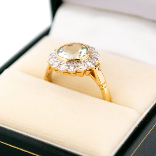 Bague 53 Bague en or jaune et blanc 14k, aigue-marine et diamants 58 Facettes 5F55EA1EF0754070A3605332A4EF245D