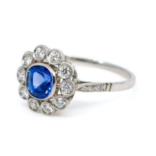 Bague 55 Bague en platine, saphir et diamants taille brillant 58 Facettes 5EAD199AE35F47E0A93A439422925D8A
