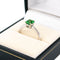 Bague 57 Bague en or blanc 18k, émeraude et diamants 58 Facettes 0CAAC7BCFFD24D0B8E9D18B08EF21411