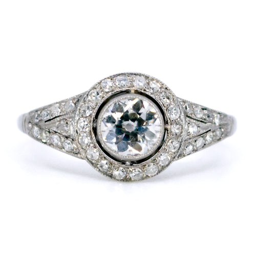 Bague 55 Bague halo en platine et diamants 58 Facettes 4B417232EA874314B786848693E1F8F4