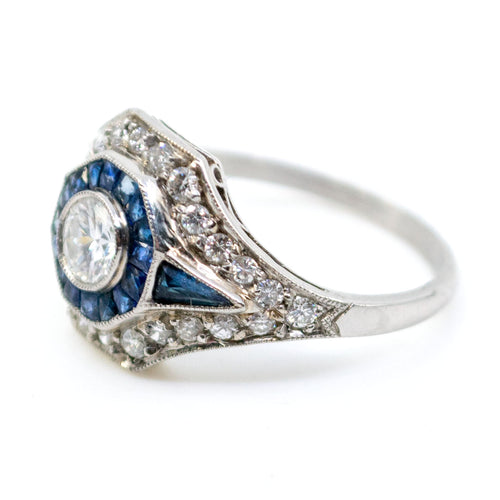 Bague 52 Bague Art déco en platine, diamants et saphirs 58 Facettes 4DC6CBC97F1B4D538C244260B6B76D38