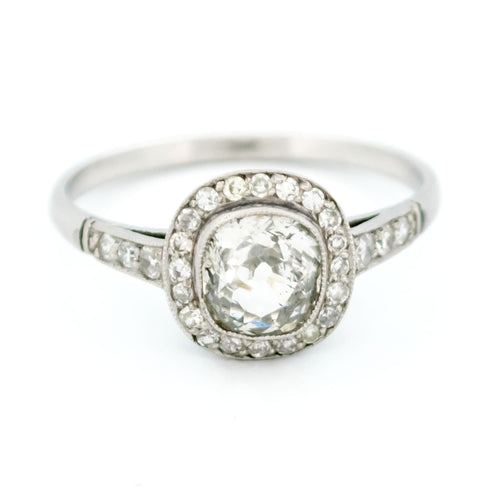 Bague 56 Bague halo en platine et diamants 58 Facettes 50C9739F724847B9BFF09C8DC73F53E7