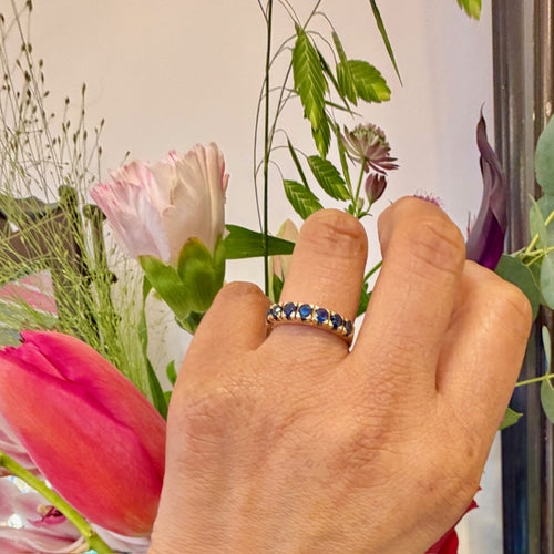 Bague 56 Bague en ligne vintage en or jaune 18k et saphirs 58 Facettes 293D8707DA7449F09CE83CF5E0460153