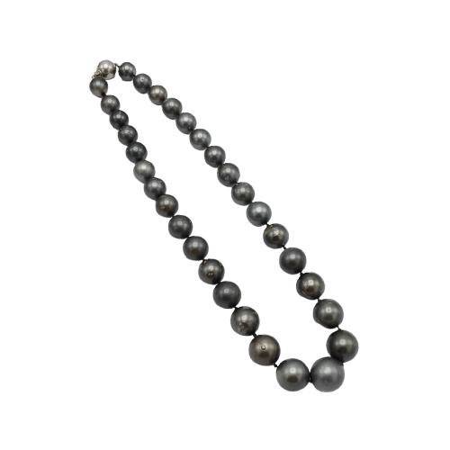 Collier de perles de culture de Tahiti avec fermoir en argent